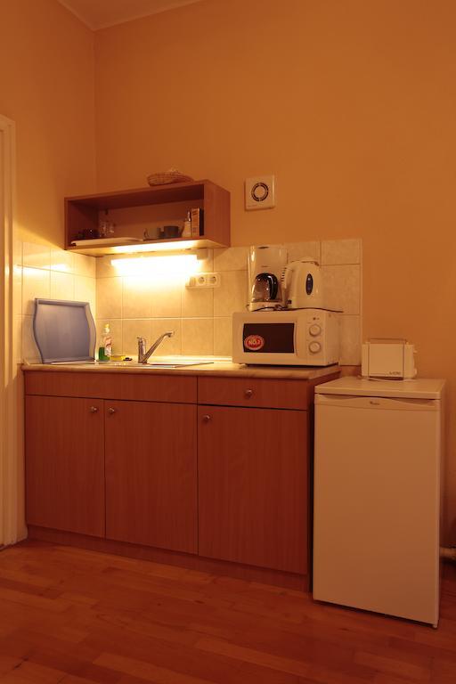 Part Cafe Residence Dunakeszi Bilik gambar