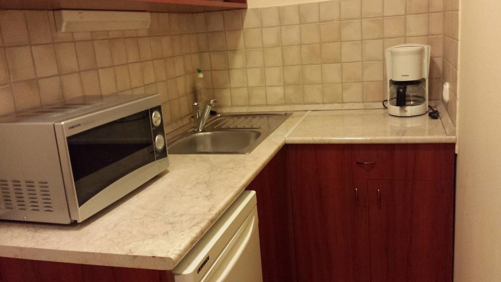 Part Cafe Residence Dunakeszi Bilik gambar
